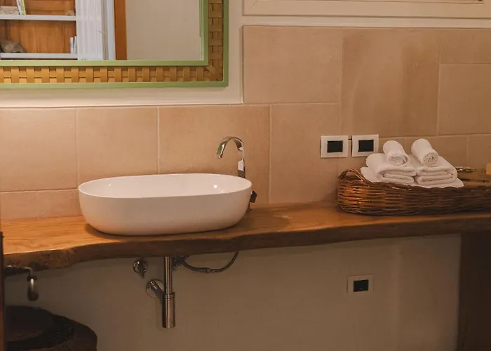 Camponovo Farm stay *